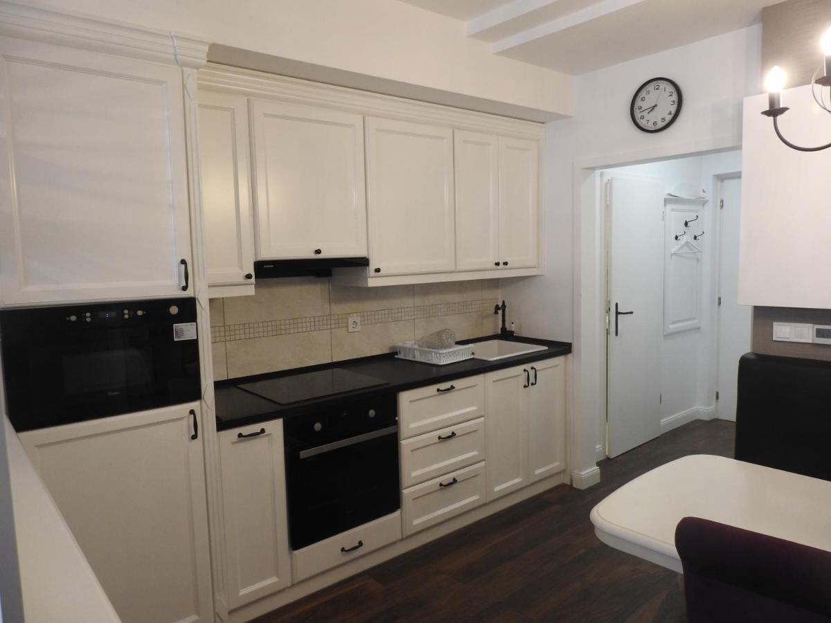 Zoe Apartman Heviz Exterior photo